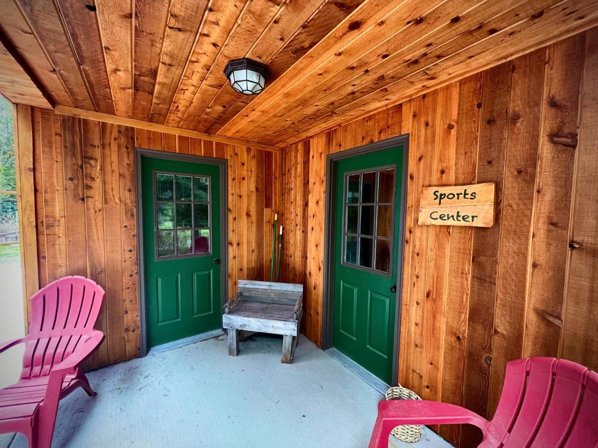 Moss Mountain Inn コロンビア・フォールズ エクステリア 写真