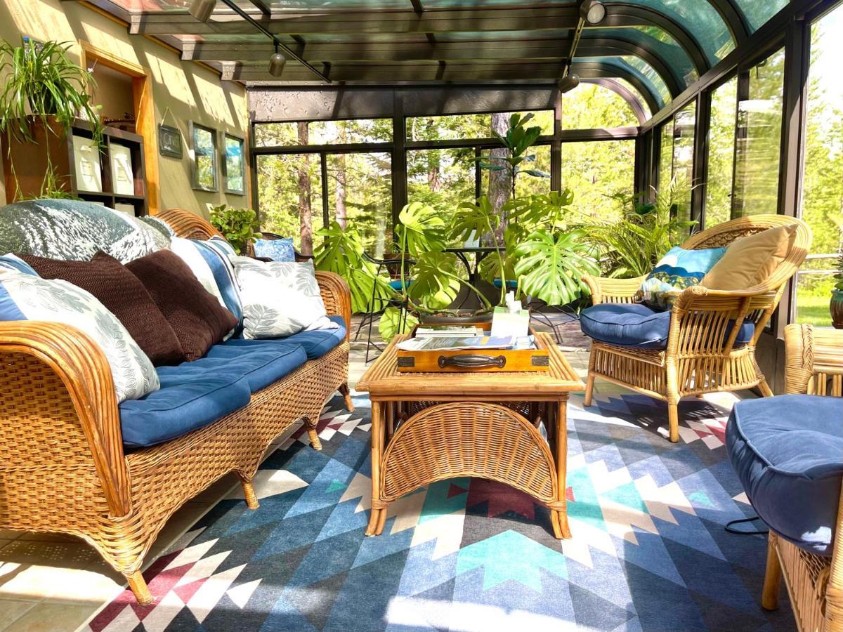 Moss Mountain Inn コロンビア・フォールズ エクステリア 写真