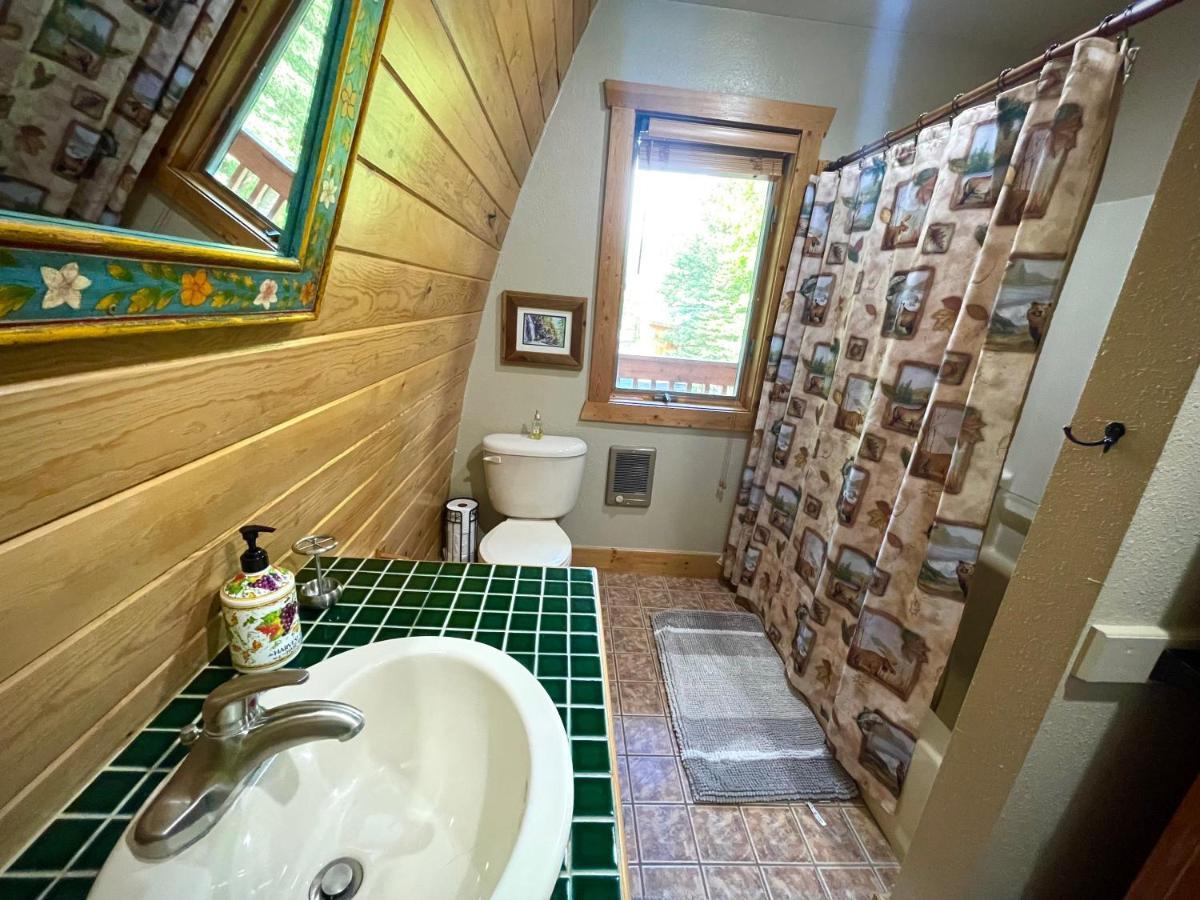 Moss Mountain Inn コロンビア・フォールズ エクステリア 写真
