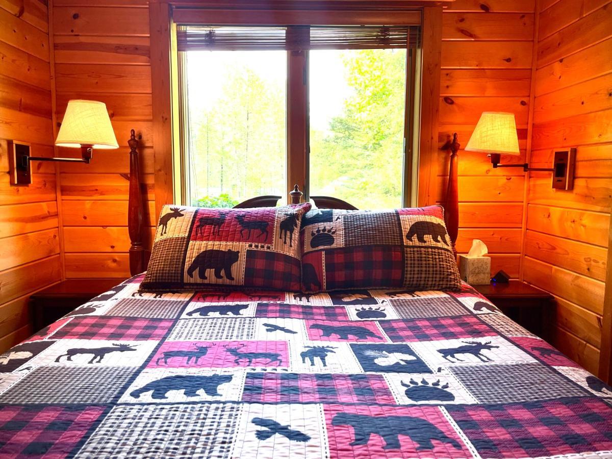 Moss Mountain Inn コロンビア・フォールズ エクステリア 写真