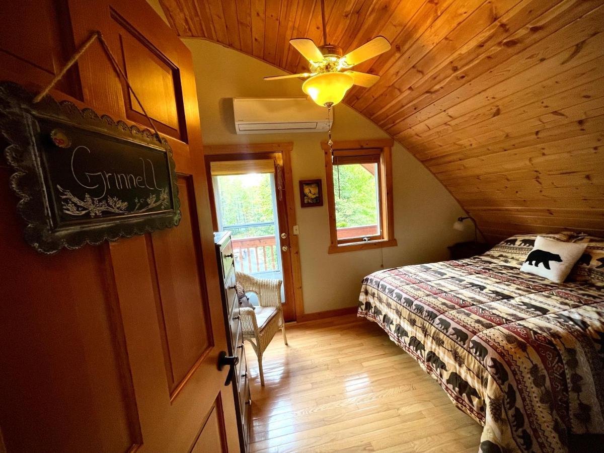 Moss Mountain Inn コロンビア・フォールズ エクステリア 写真