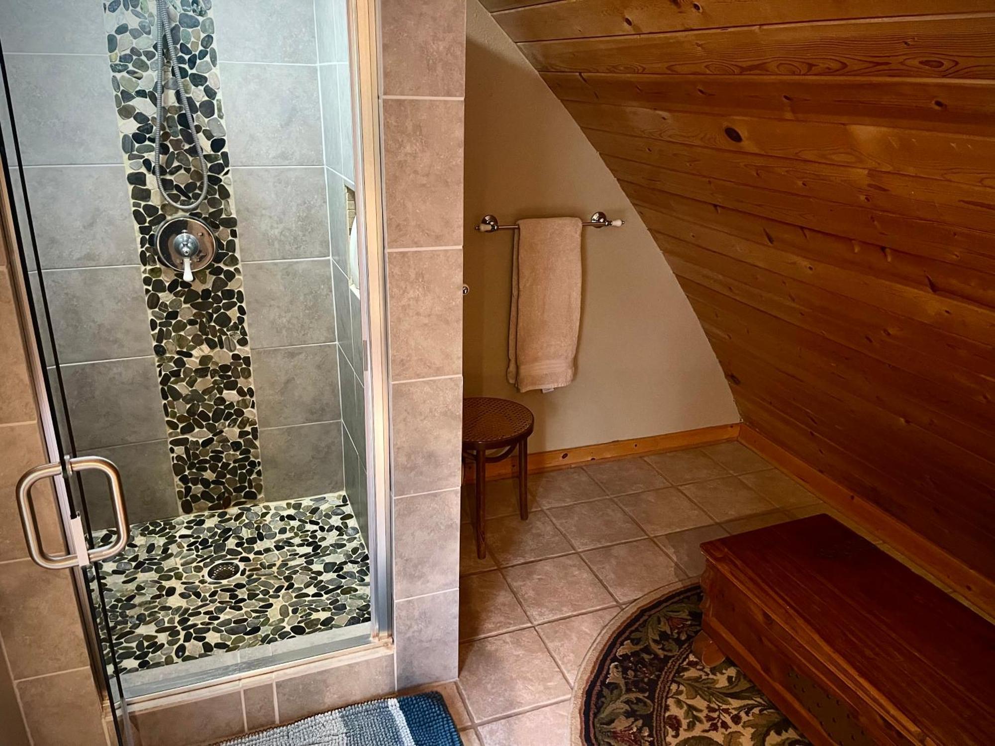 Moss Mountain Inn コロンビア・フォールズ エクステリア 写真